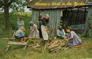 US    PC1214 WOMEN'S WORK IN THE OZARKS