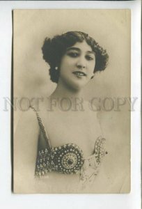 432120 La Belle OTERO Spanish Courtesan DANCER vintage PHOTO postcard