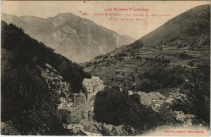 CPA EAUX-BONNES Vue Generale vers Laruns et Pic de Saint Mont (1143228)