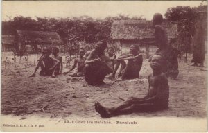 PC ETHNIC TYPES CHEZ LES BATEKES FARNIENTE GABON AFRICA (A23379)