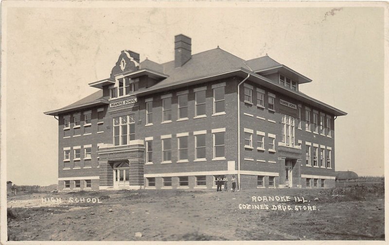 H13/ Roanoke Illinois RPPC Postcard 1910 High School Building