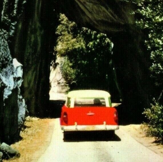 Vintage 1950's Postcard Antique Auto Drives Under Arch Rock Yosemite California