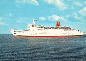 Cruise Ship Ts Hanseatic German Atlantic Line