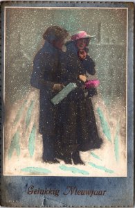 Romantic Couple Vintage RPPC C004