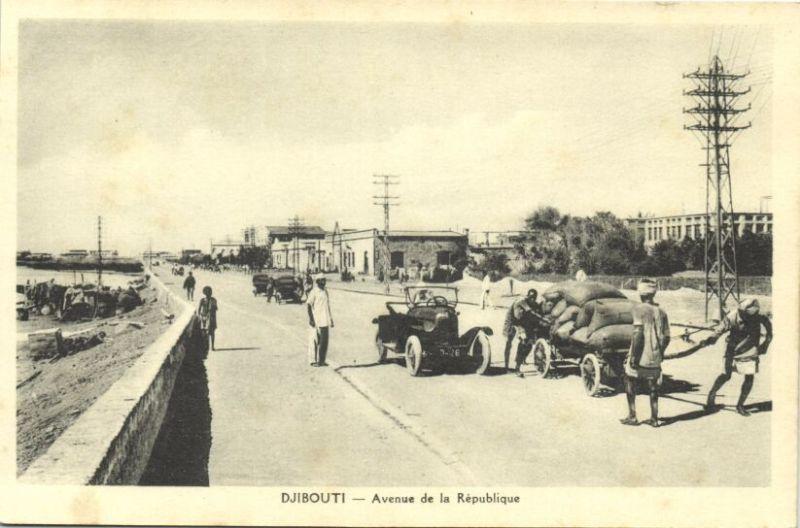 djibouti, Avenue de la Republique, Old Car, Cart (1930s)