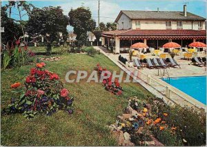 Postcard Modern Auberge des Frais Ombrages Avenue de la Gare Villiers sue sea