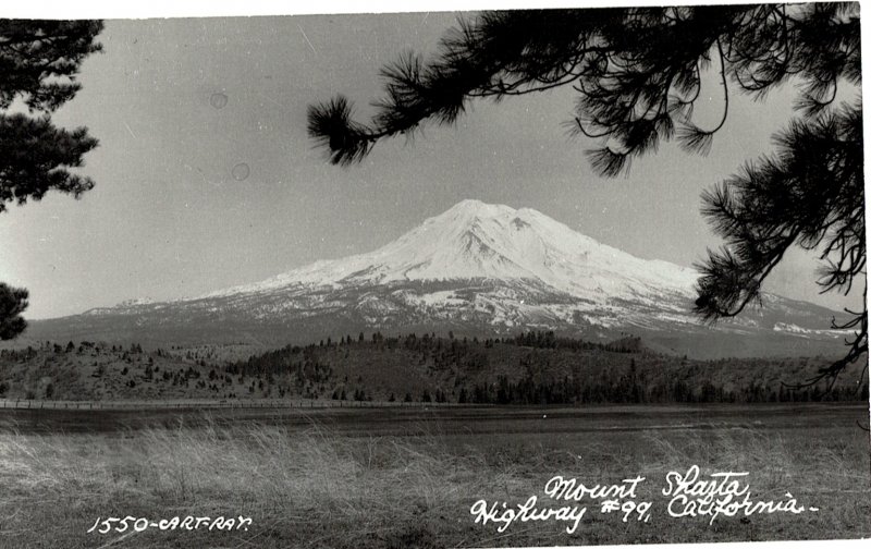 RPPC Mount Shasta, Highway #99, California.  1550-Art-ray