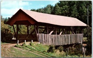 Postcard - Old Covered Bridge, Lyndonville, Vermont, USA