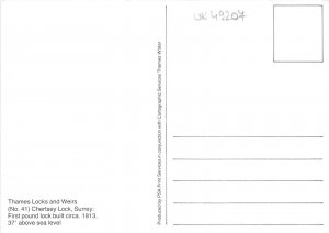 uk49207 thames locks and weirs chertsey lock surrey uk