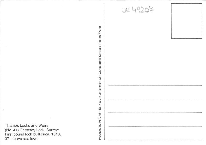 uk49207 thames locks and weirs chertsey lock surrey uk