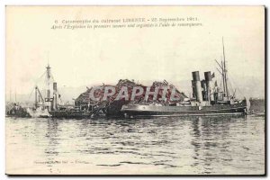 Old Postcard Boat Catastrophe of Freedom After the & # 39explosion first aid ...