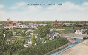 Grand Avenue Viaduct = Bridge - Sioux City, Iowa - Linen