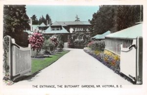 RPPC ENTRANCE THE BUTCHART GARDENS VICTORIA BC CANADA REAL PHOTO POSTCARD