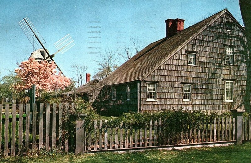 1950s LONG ISLAND NY JOHN HOWARD PAYNE HOME WINDMILL EAST HAMPTON POSTCARD P920