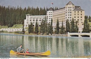 LAKE LOUISE , Alberta , Canada , 1930s ; Chateau