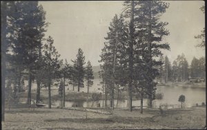 MOUNTAIN SCENE IN THE THE CALIFORNIA SIERRAS