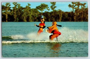 Postcard 1973 Walt Disney World Fun On Bay Lake Fl Goofy & Pluto Water Skiing