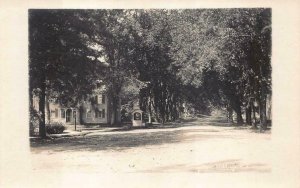 RPPC KINGSTON VILLAGE RHODE ISLAND REAL PHOTO POSTCARD (c. 1920s)