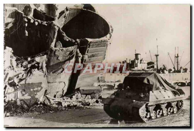 Postcard From Tunis Modern Army Siena french This tank has disembark in Naple...