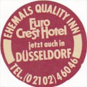 GERMANY DUESSELDORF EHEMALS QUALITY INN VINTAGE LUGGAGE LABEL