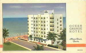 Miami Beach Florida Ocean Grande Hotel Teich linen 1946 Postcard 21-7882