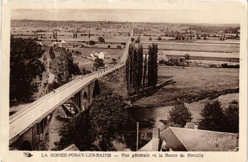 CPA La ROCHE-POSAY-les-BAINS Vue générale et la Route de PREUILLY (613226)