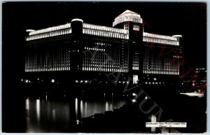 c1930s Chicago, IL RPPC Night Merchandise Mart Shopping Mall Photo Retail A164