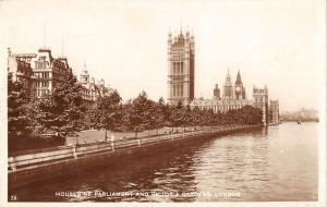 uk4081 house of parliament and victoria gardens london real photo uk