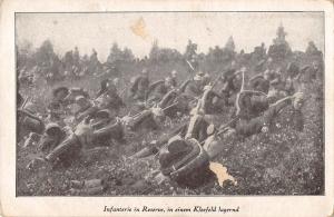 BR70544 infanterie in reserve in einem kleefeld lagernd military germany