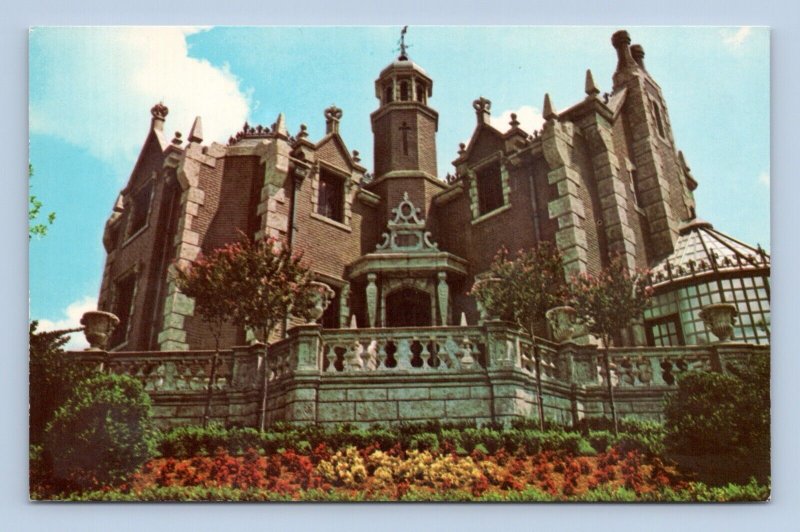 Haunted Mansion Disney World Orlando FL Florida Flag UNP Chrome Postcard P1