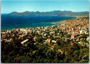 Couleurs Et Lumiere De France Cannes (Alpes-Maritimes) Vue Generale Postcard