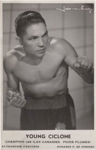 Young Ciclone Spanish 1940s Featherweight Boxing Champion Postcard