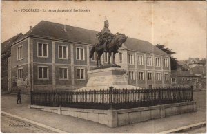 CPA Fougeres Statue du General de Lariboisiere (1236621)