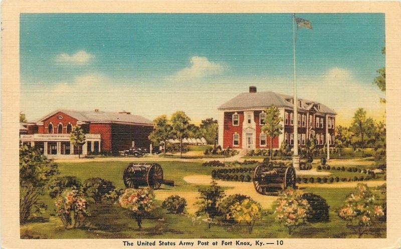 Fort Knox KY~United States Army Post~Cannons Around Flag Pole~1940s Postcard 