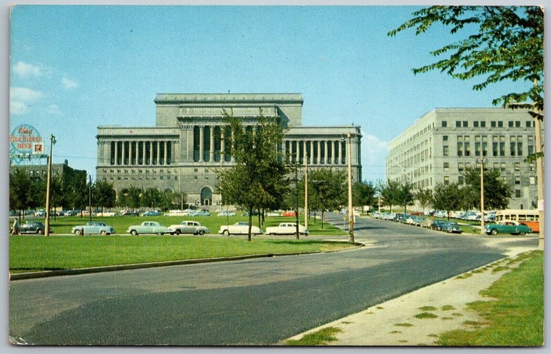 Milwaukee Wisconsin 1950s Postcard MacArthur Square Court House Safety Building