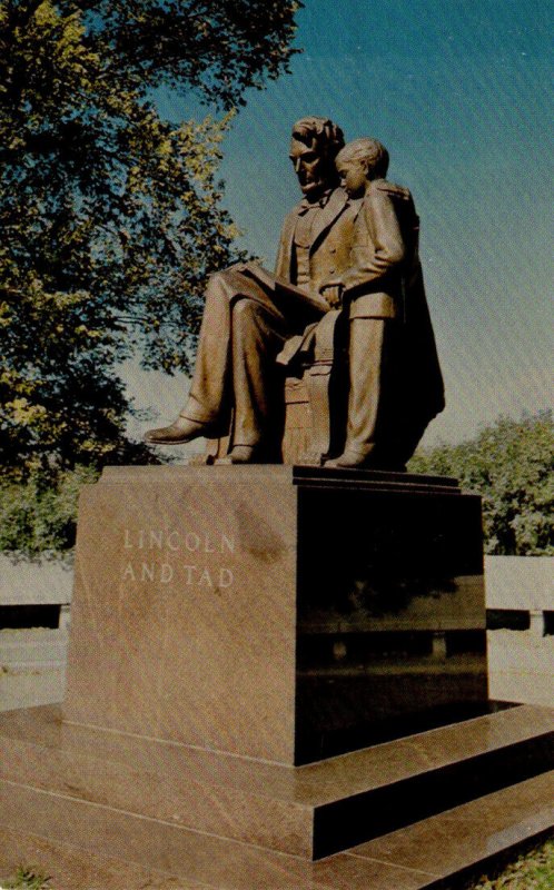 Illinois Springfield Lincoln and Tad Statue