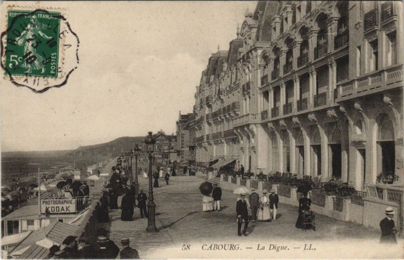 CPA CABOURG La Digue (1229743)