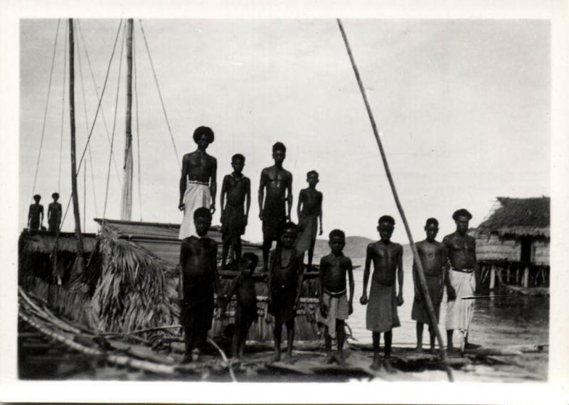 Papua New Guinea, Real Photo Native Papuas (1930s) RP (08)