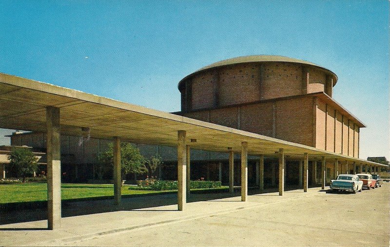 JUDAICA, Temple Emanu-el Synagogue, Dallas, TX, Cars, ca. 1960s, Jewish Life