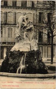 CPA TARBES Fontaine l'Inondation sur la Place Maubourguet (415467)