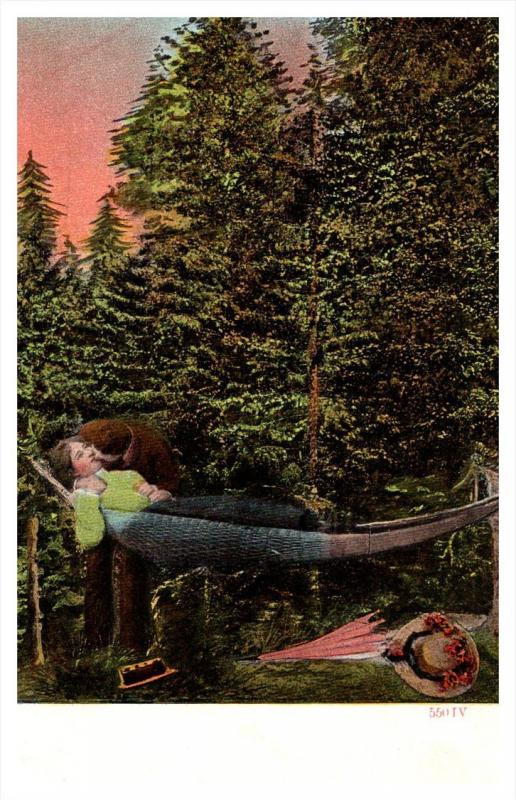 Lovers kissing in Hammock