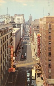 Wisconsin Avenue - Milwaukee, Wisconsin WI