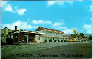 WENATCHEE, Washington  WA    Roadside  LYLES MOTEL  1960s? Suburban?  Postcard