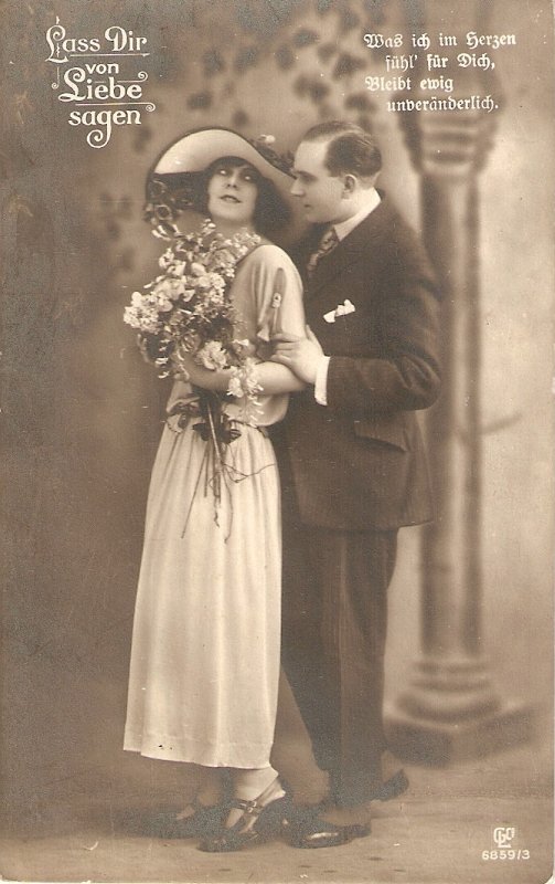 Couple. Romance Nice vintage erman postcard