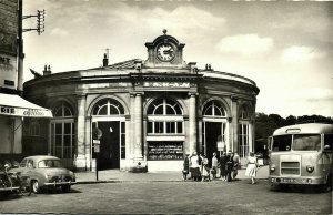 france, SAINT-GERMAIN-EN-LAYE, La Gare, Station, Bus Car (1950s) RPPC Postcard