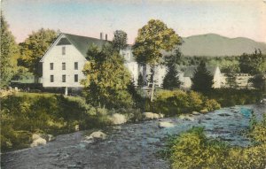 Postcard 1920s New Hampshire Whitefield Wayside Inn hand colored NH24-2946