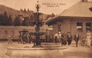 Eugene Oregon Fountain at Southern Pacific Depot Train Station Postcard AA43015