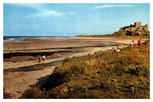 Postcard UK ENG Northumberland - Bamburgh   Castle