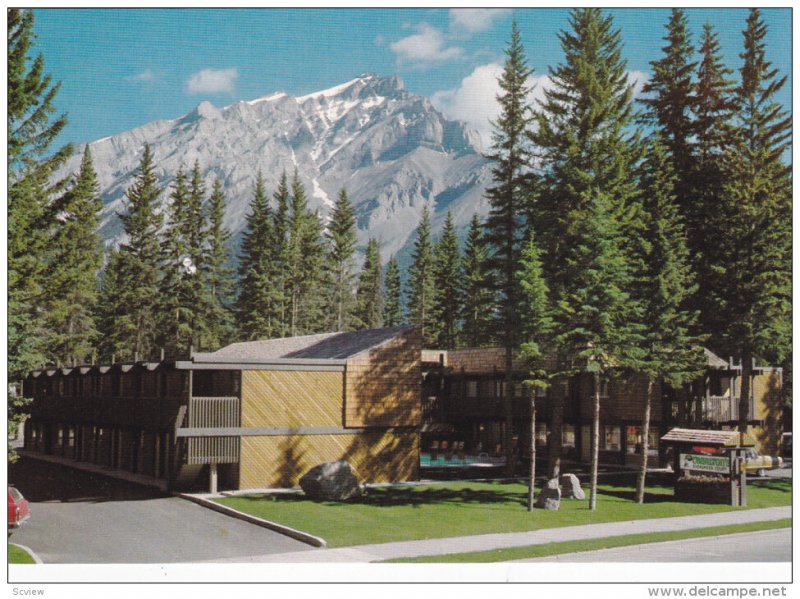 BANFF, Alberta, Canada; Charlton's Evergreen Court, 40-60s