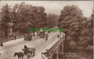 Warwickshire Postcard - Leamington Spa - Victoria Bridge RS31268